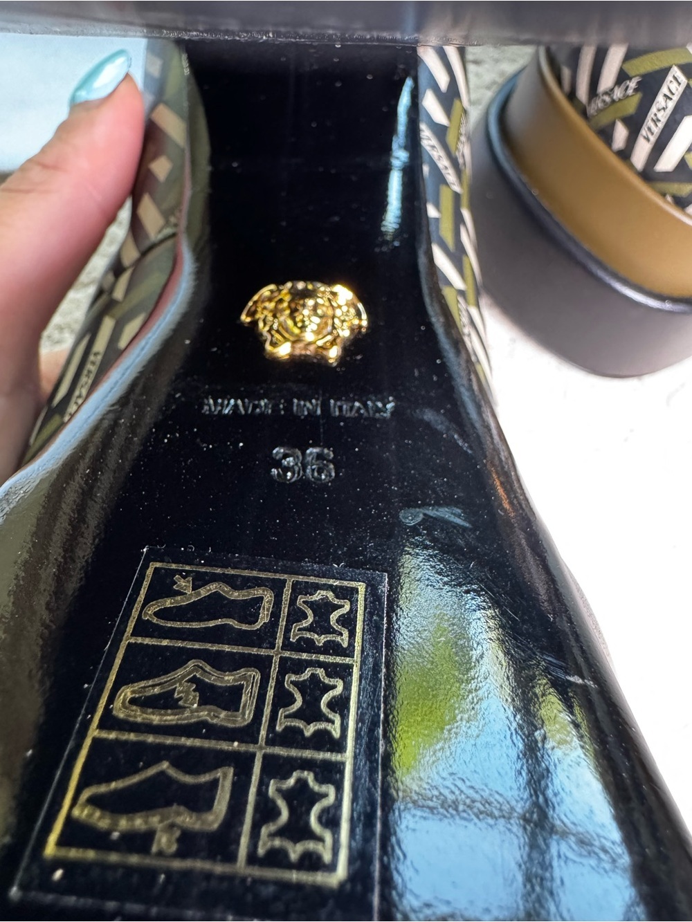 Versace Medusa Aevitas Platform Loafer Pumps with Greca pattern. - Picture 3 of 7